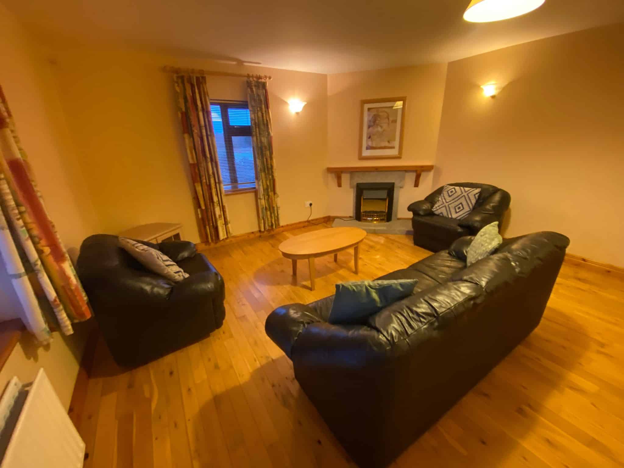Living Area / Sitting Room