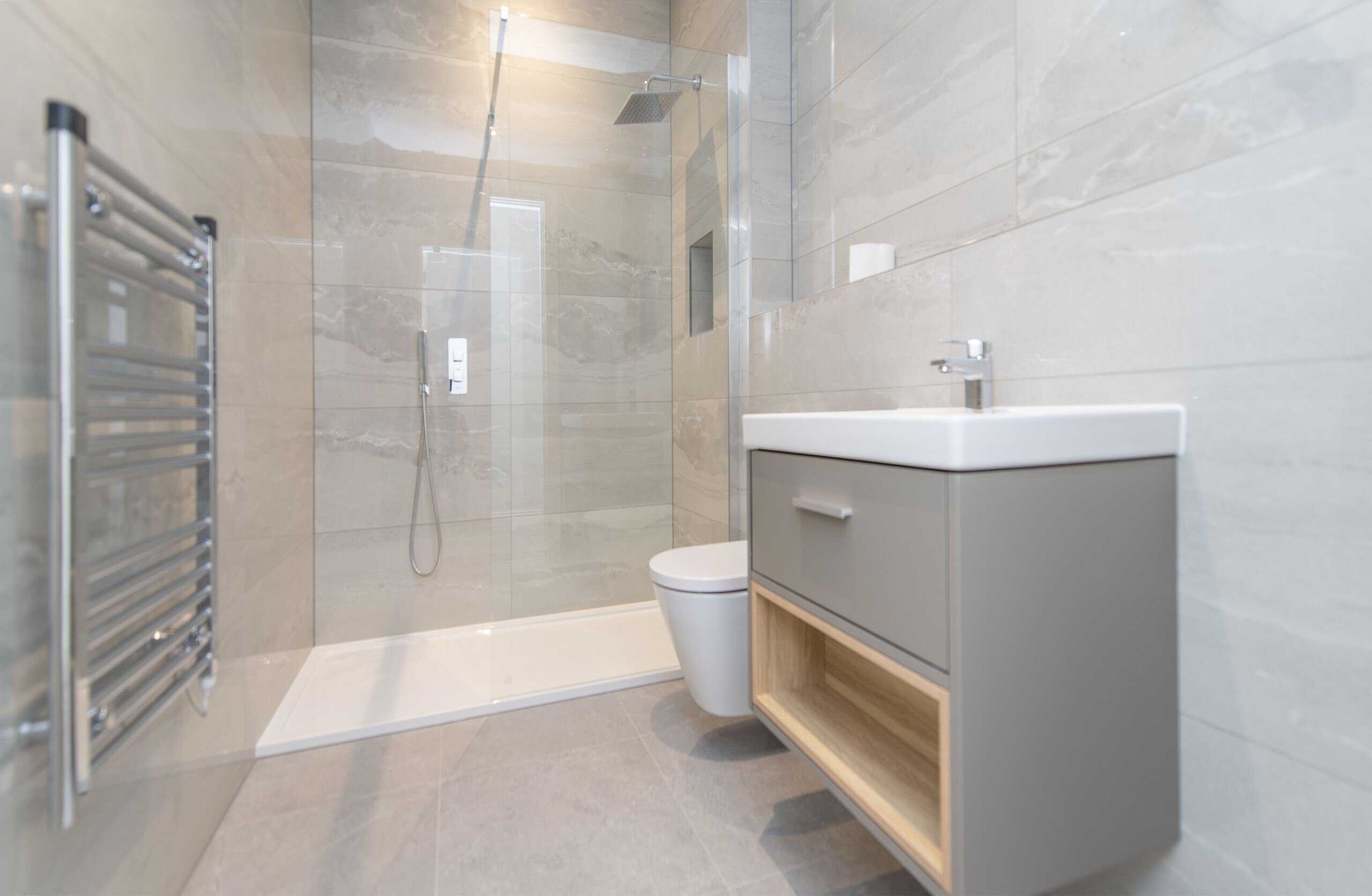 Main bathroom